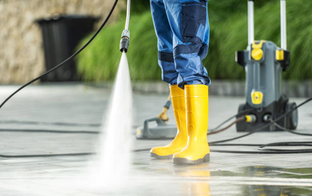 Best Deck Pressure Washing  in Martins Additions, MD